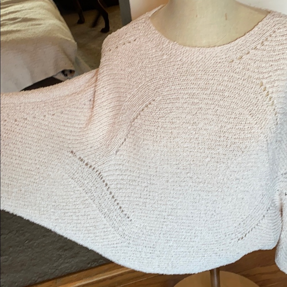 Batwing Sweater - Picture 3 of 4
